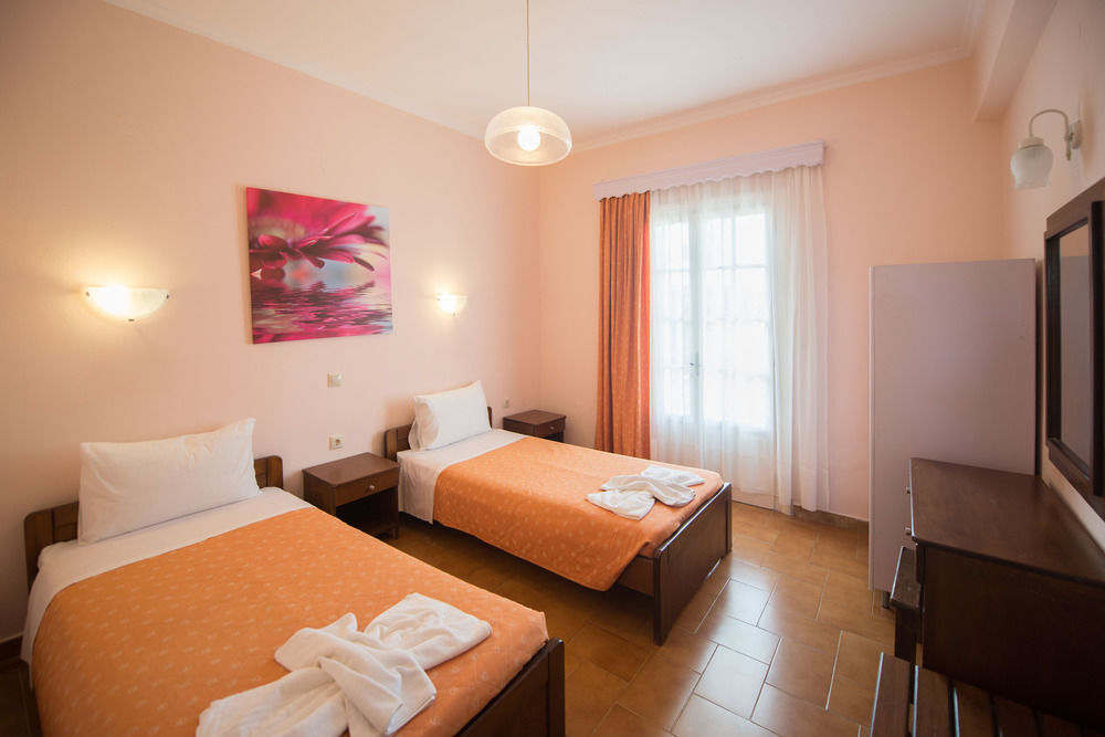 Potamos Apartments Sidárion Eksteriør billede